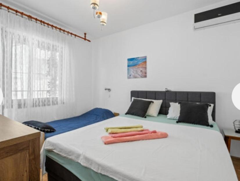 Apartman Arija-Pino 보디체 외부 사진